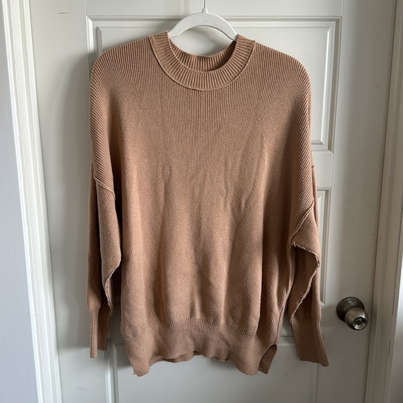 Abercrombie & Fitch Ribbed Sweater - Picture 2 of 6